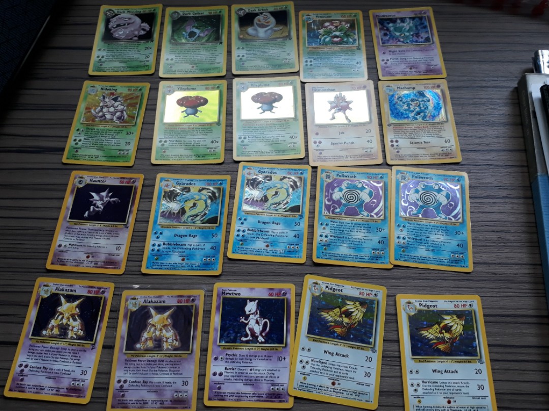 Pokemon Vintage TCG Trading Card Base set Charizard, Hobbies & Toys, Toys &  Games on Carousell