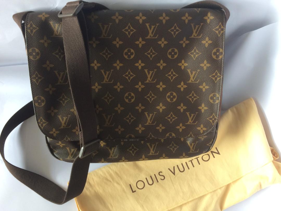 Louis Vuitton Monogram Beaubourg Messenger MM (SHG-yMyorQ) – LuxeDH