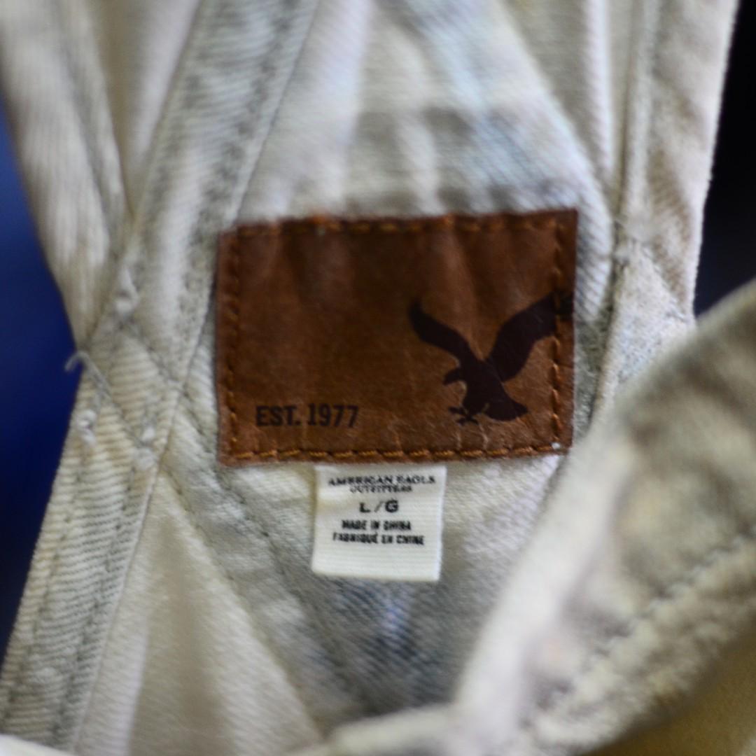 [SALE] American Eagle jumper shorts! oversized (Category: Other Bottoms) located in Makati City. Submitted by shunkerry (Listing ID 184431474, Image 2). Description: (SALE — FINAL PRICE) Hello! I'm selling this pre-loved jumper shorts from American Eagle! Bought this from the US. Original price goes for around $70. Used about 3x as lucky outfit for exams :P It features a distressed design (frayed hem and distressed details on leg and front pocket