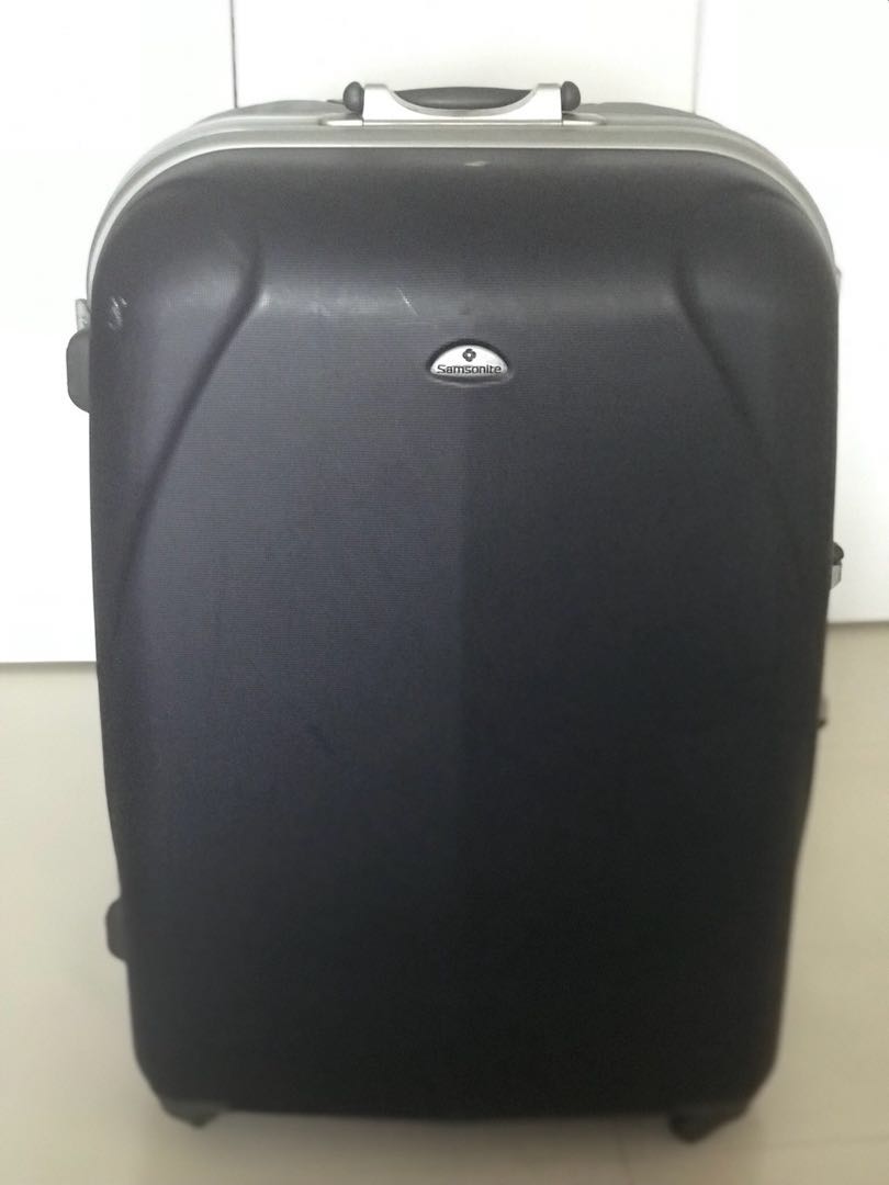 Samsonite hardcover luggage, Hobbies & Toys, Travel, Luggage on Carousell
