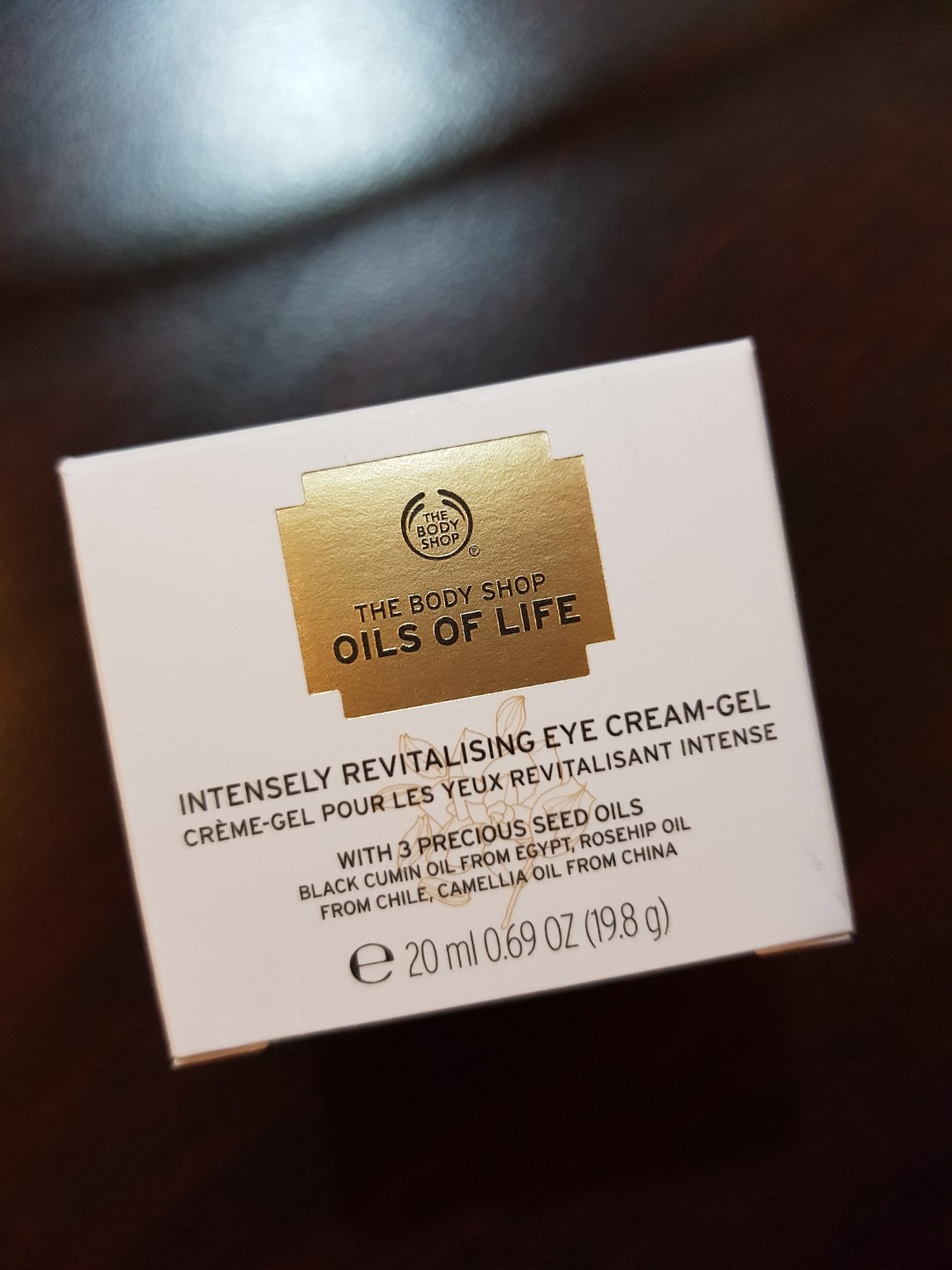 oils of life eye cream