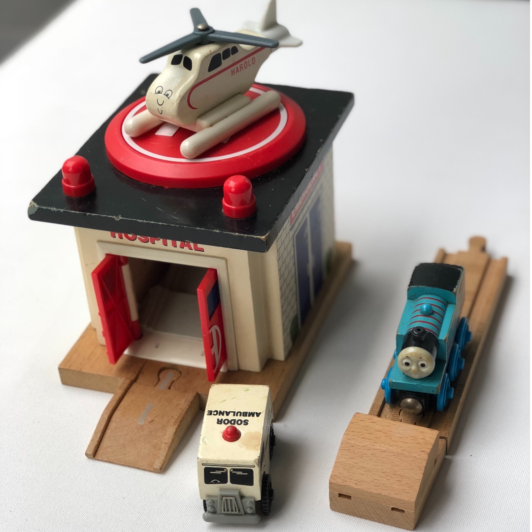 Thomas and Friends Wooden Railway 3 buildings Sodor Fire Station