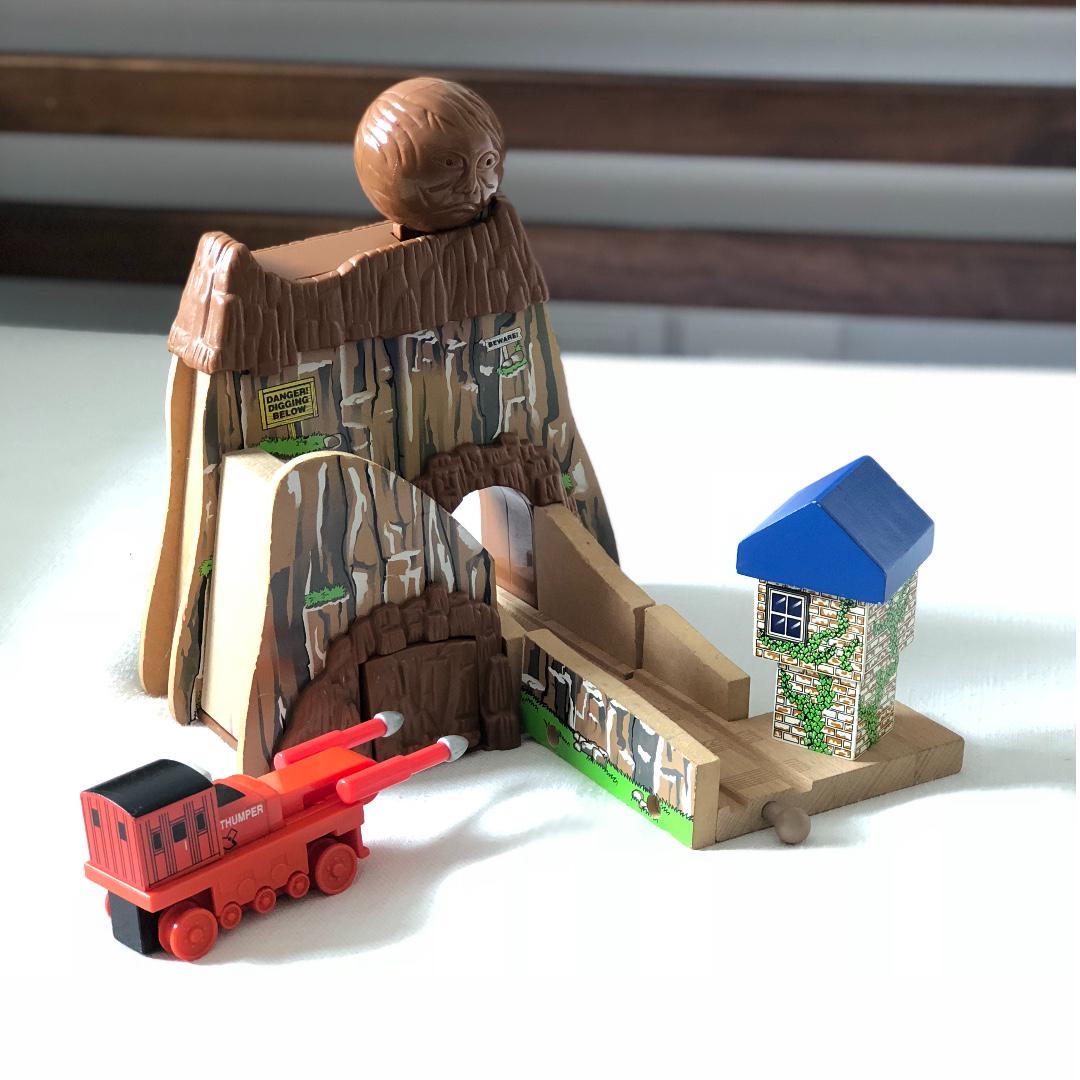 Thomas the train sale boulder mountain set