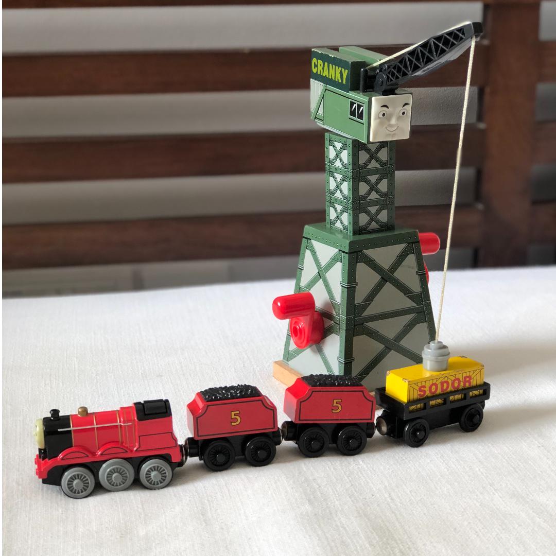 battery operated crane toy