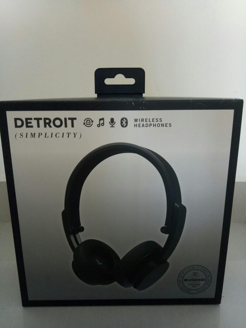 Detroit simplicity online wireless headphones