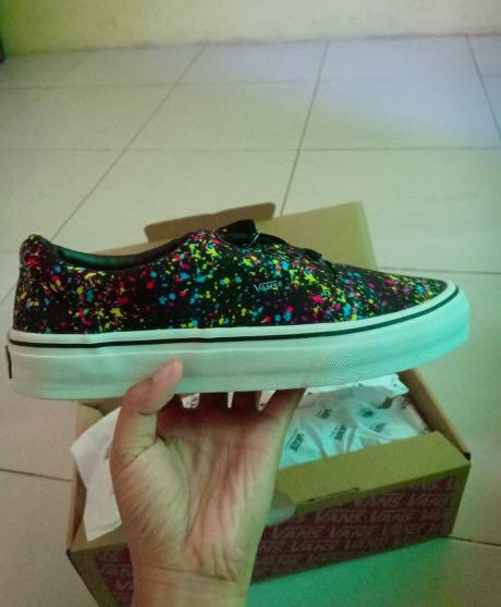 vans era overspray