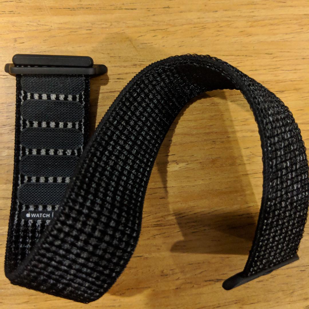 Nike sport loop on sale black pure platinum