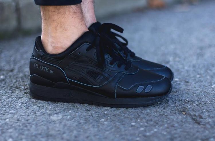 asics gel lyte triple black