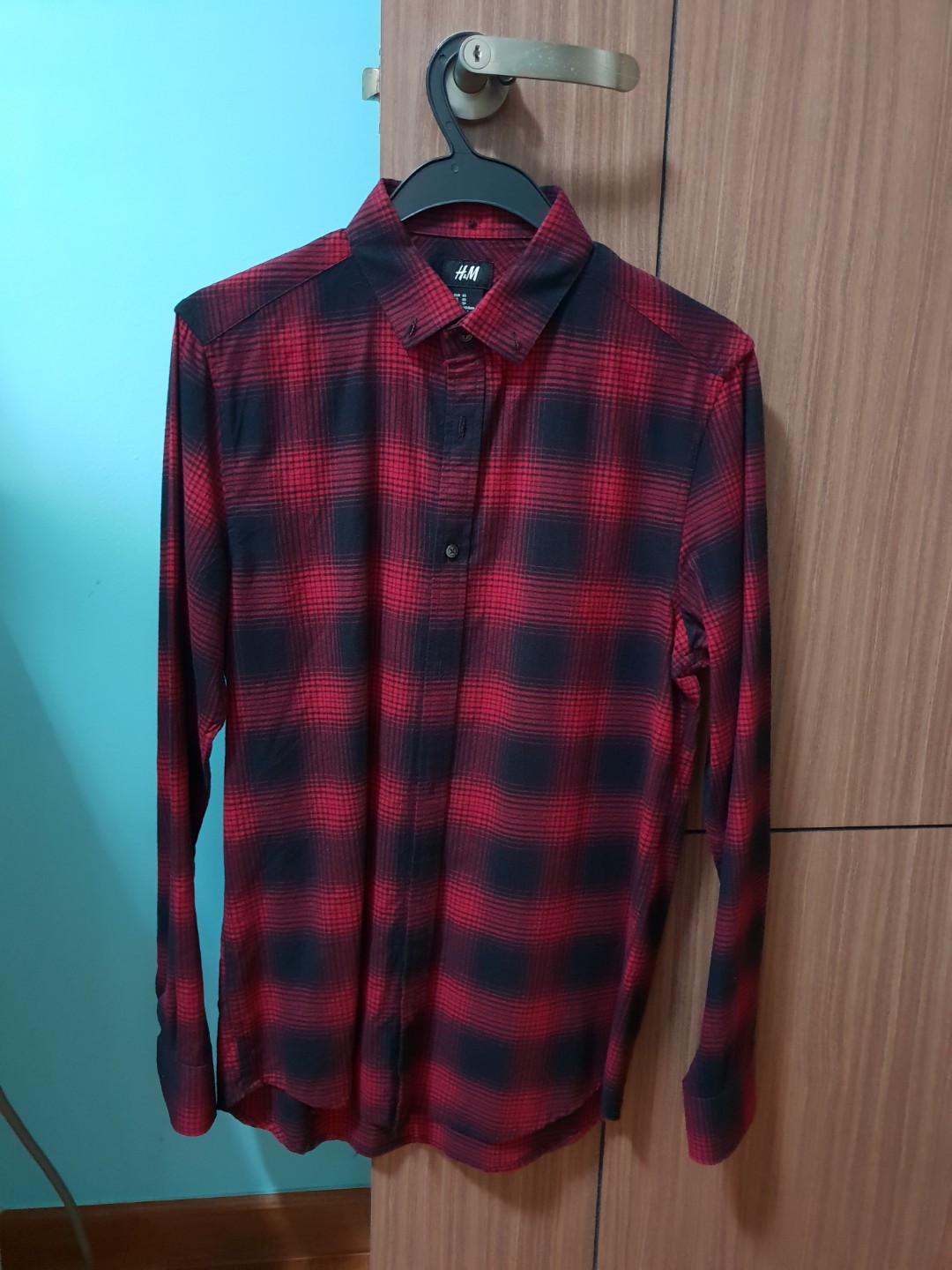 Red and black checkered long sleeves clearance