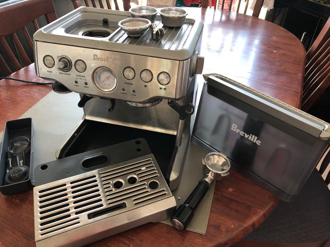 Breville Barista Express (BES870XL) FOR PARTS ONLY, TV & Home