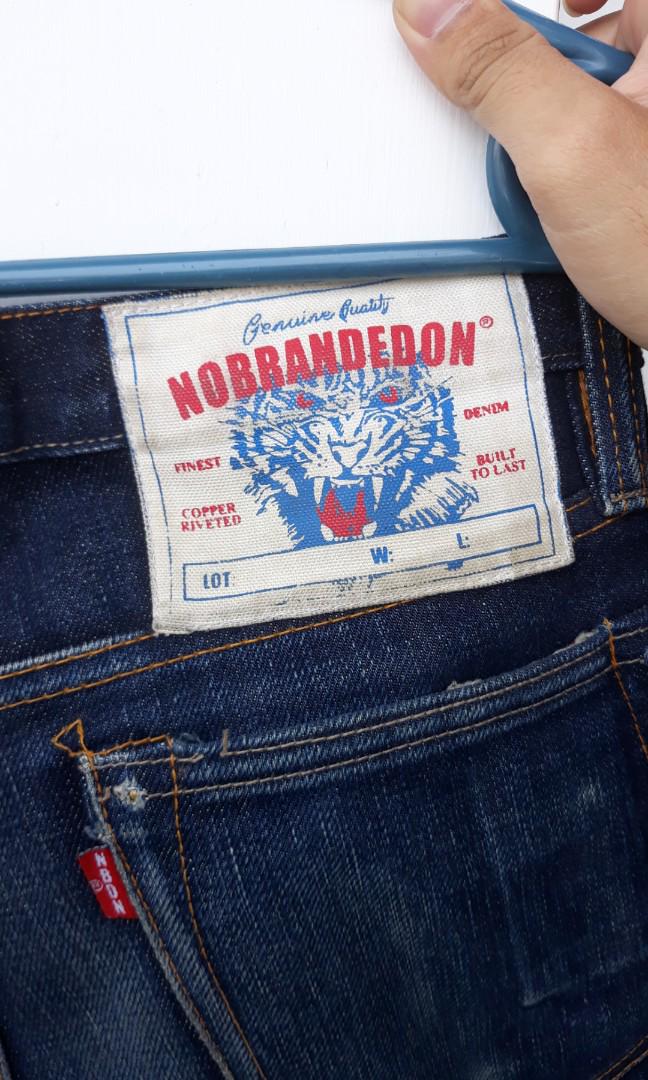 Celana Salvadge Nobrandedon, Fesyen 