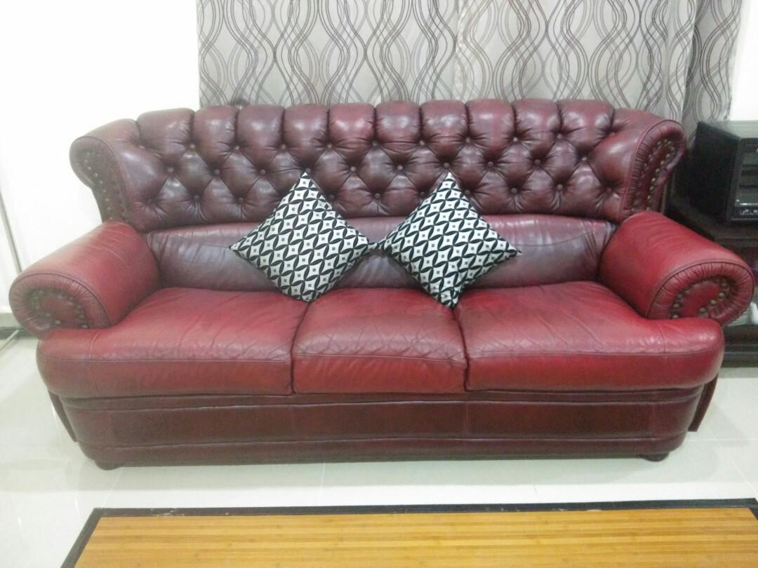 English style leather sofa Sofa kulit murah, Furniture & Home Living