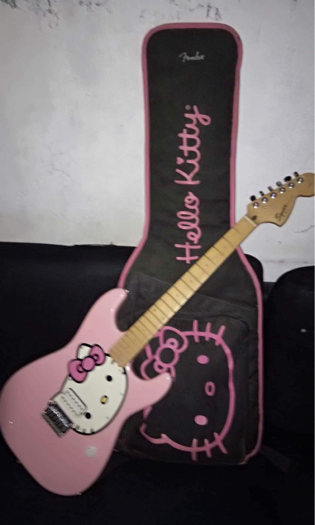 Hello kitty top guitar for sale