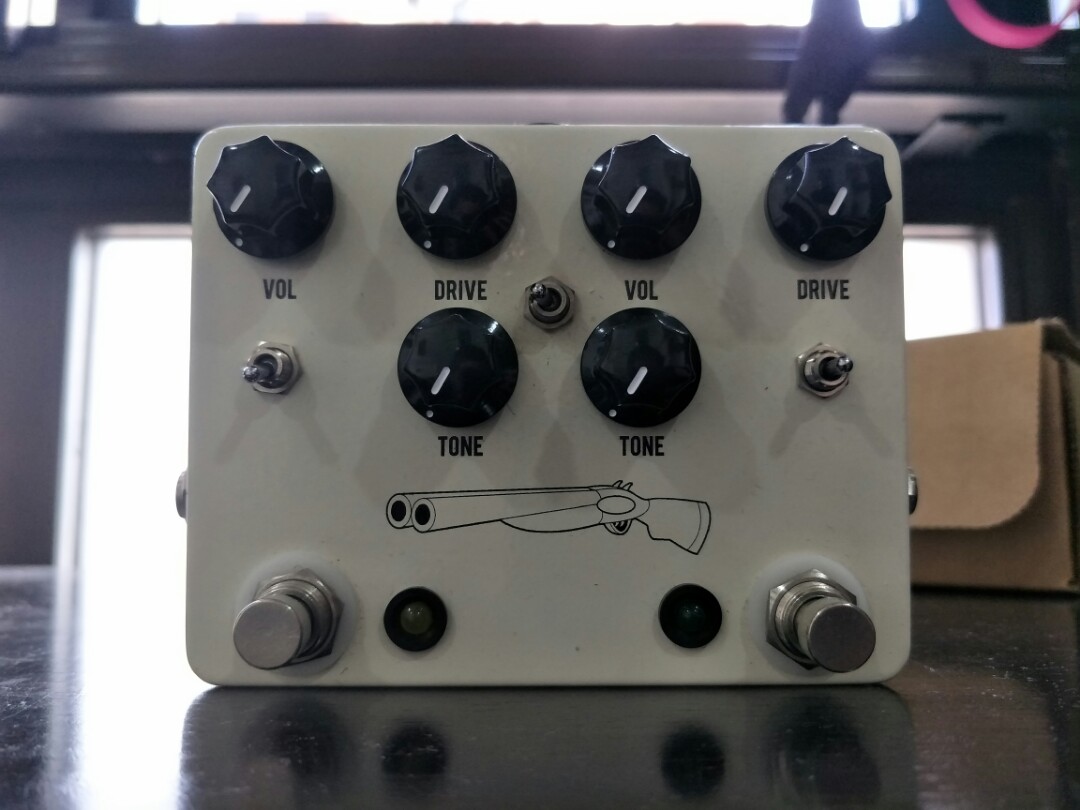 JHS Double Barrel V3 Pedal (LowMid Gain Effect), Hobbies & Toys, Music