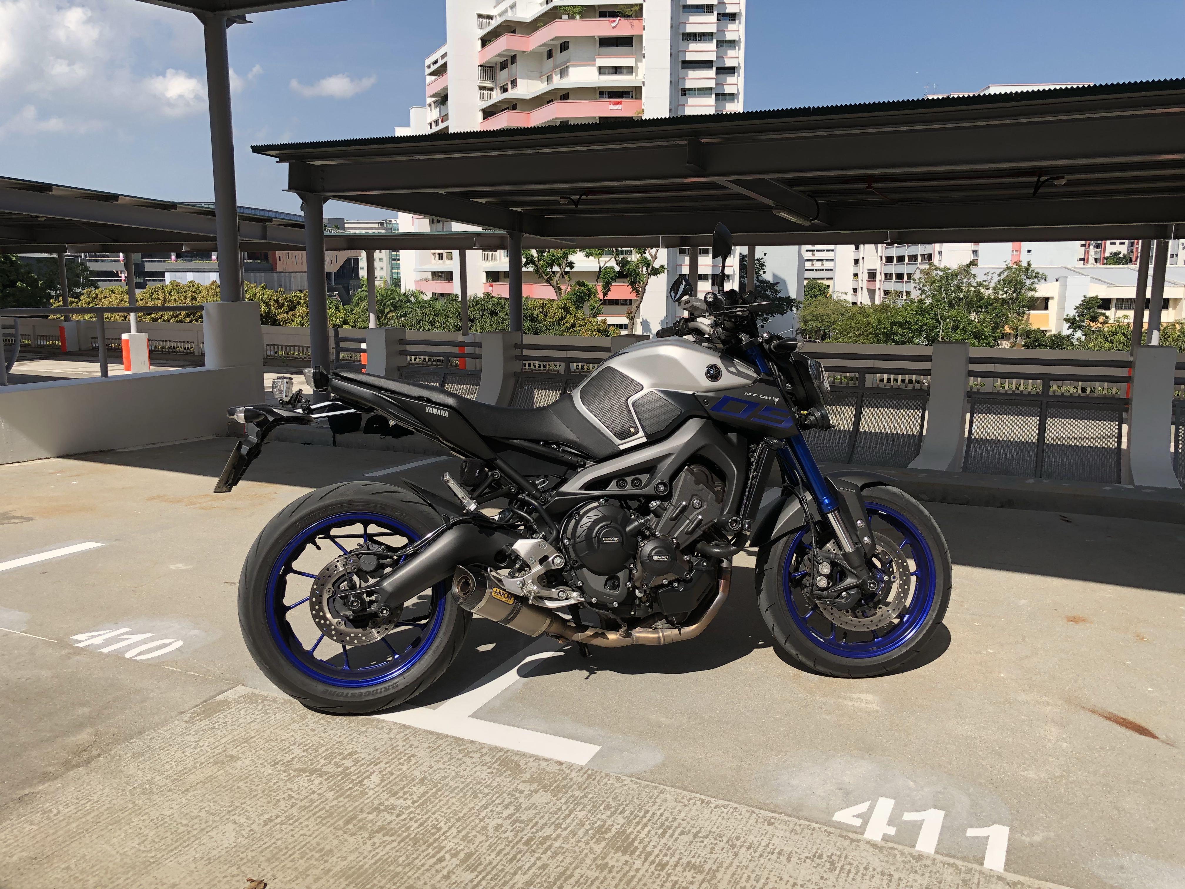 Yamaha mt store 09 arrow