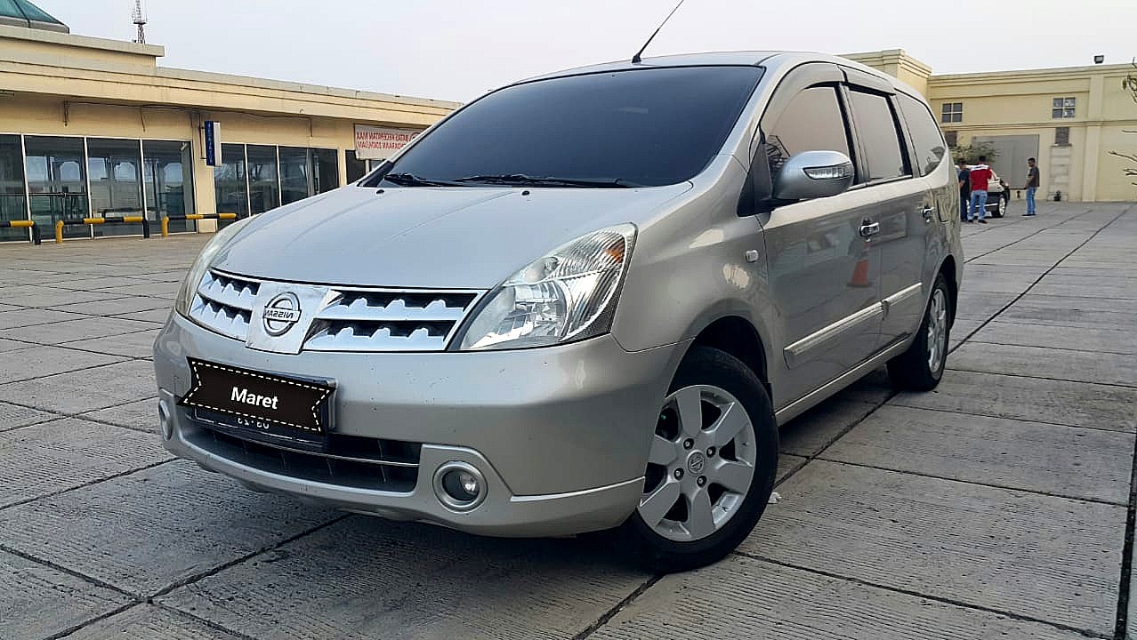 Nissan Livina XV 15 At Th 2011 Mobil Motor Mobil Untuk Dijual