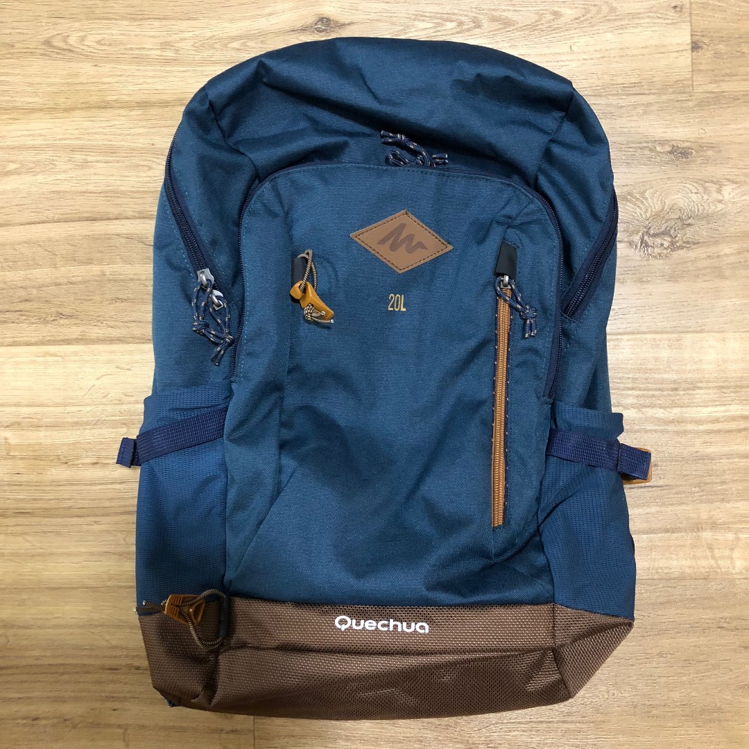 quechua 20l bag