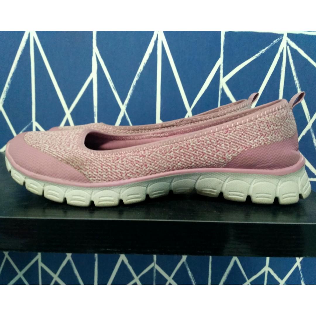 Ladies skechers ez flex best sale