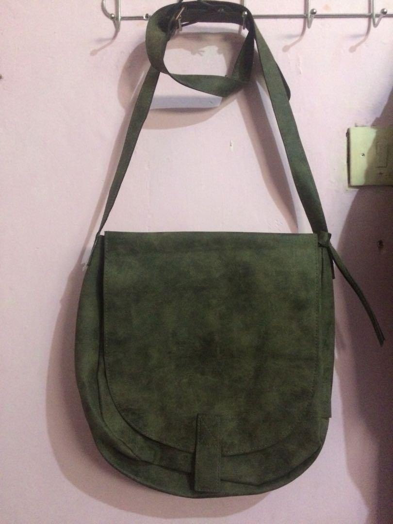 sling bag besar