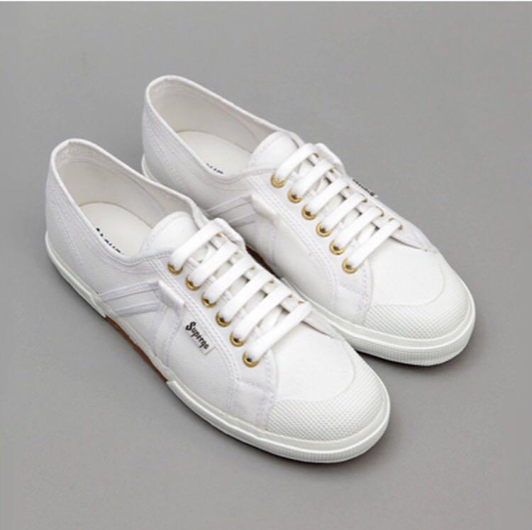 platform heels chunky black