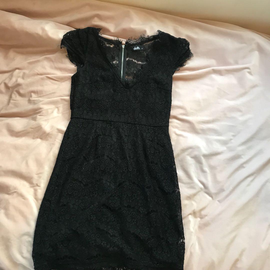 Tight black lace size 8 Dotti dress ...