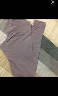 Lululemon wunder under size 4