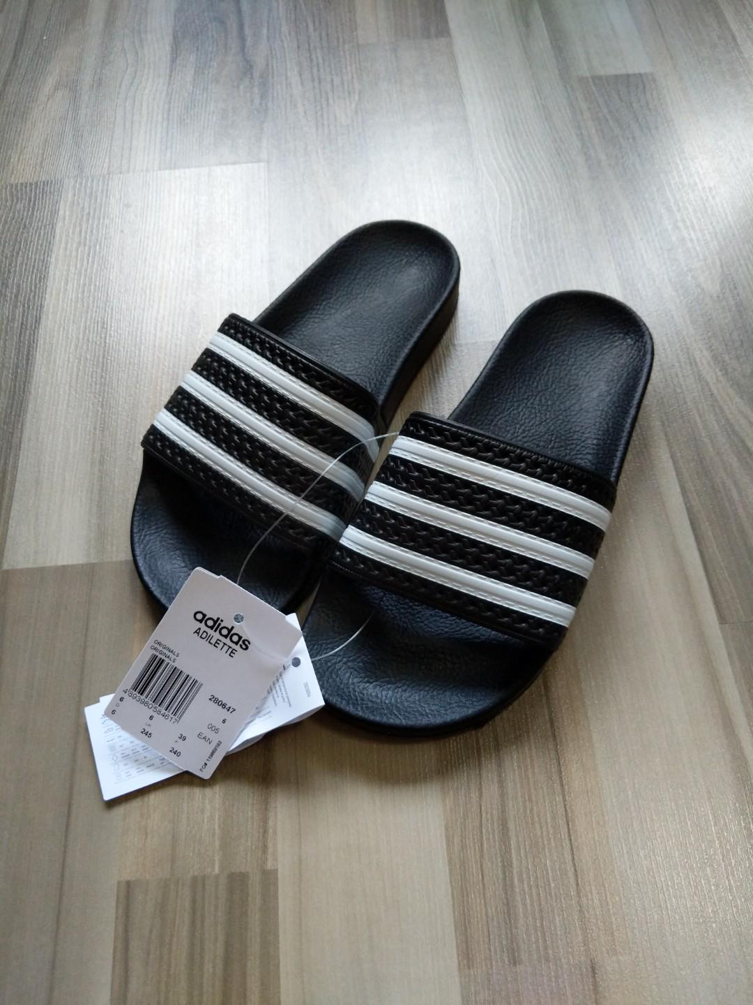 adidas adilette sliders