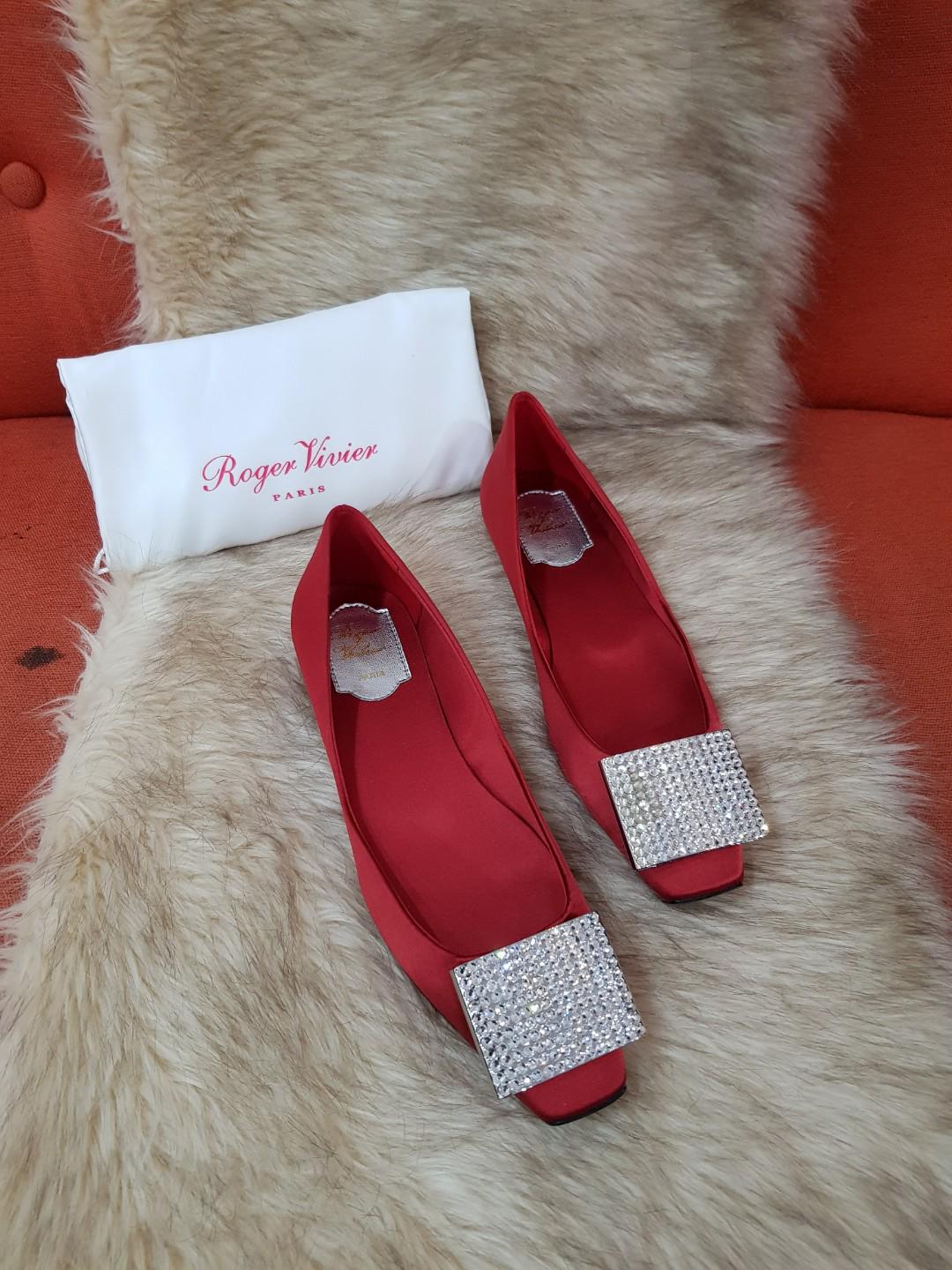 Roger vivier red flats outlet