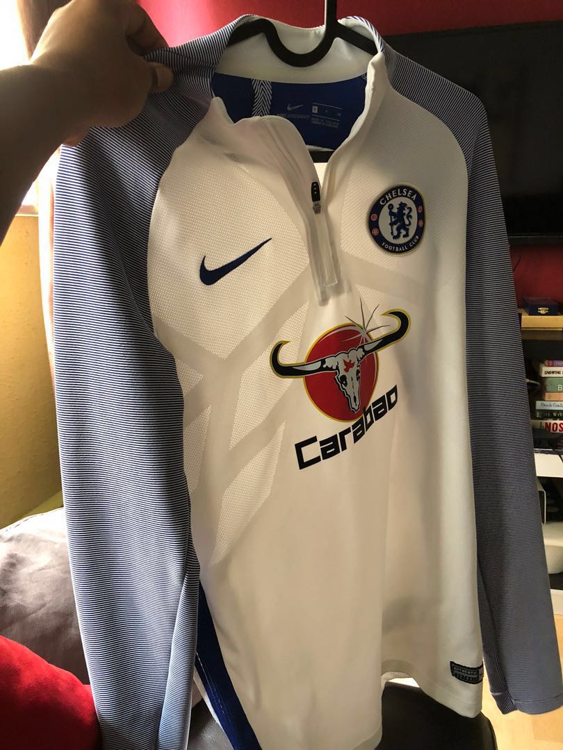 jersey chelsea player issue