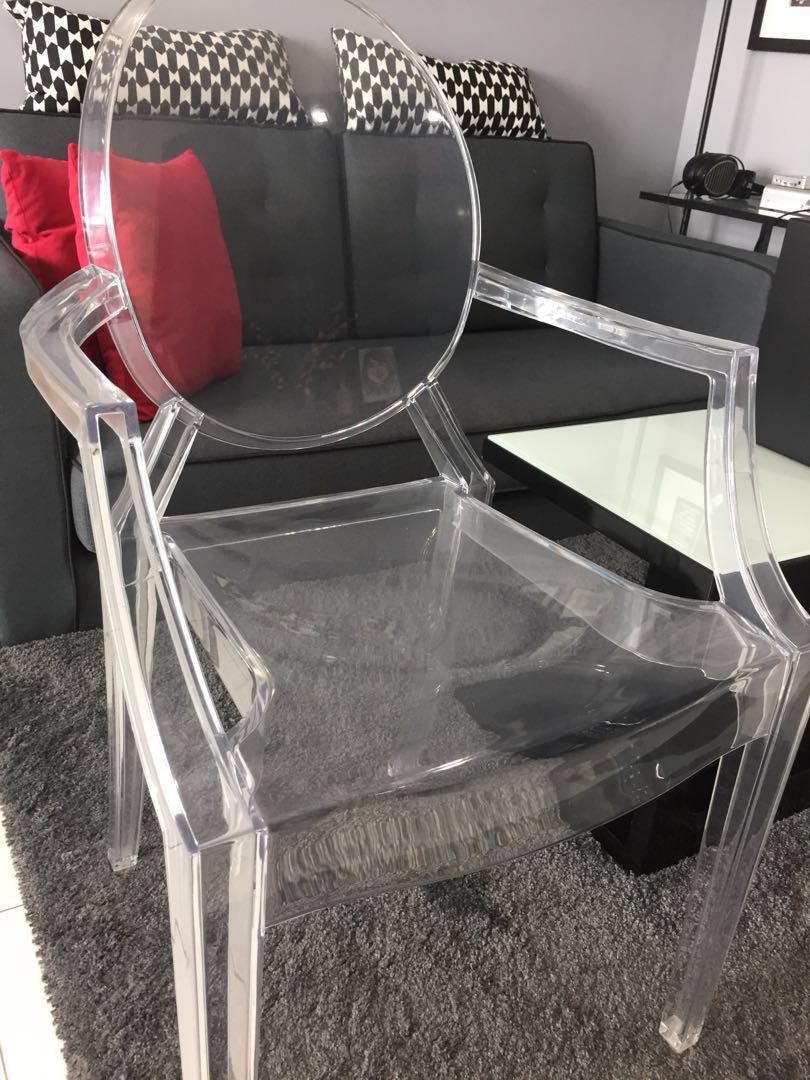 Designer Ghost Transparent Stackable Dinning Chairs Furniture