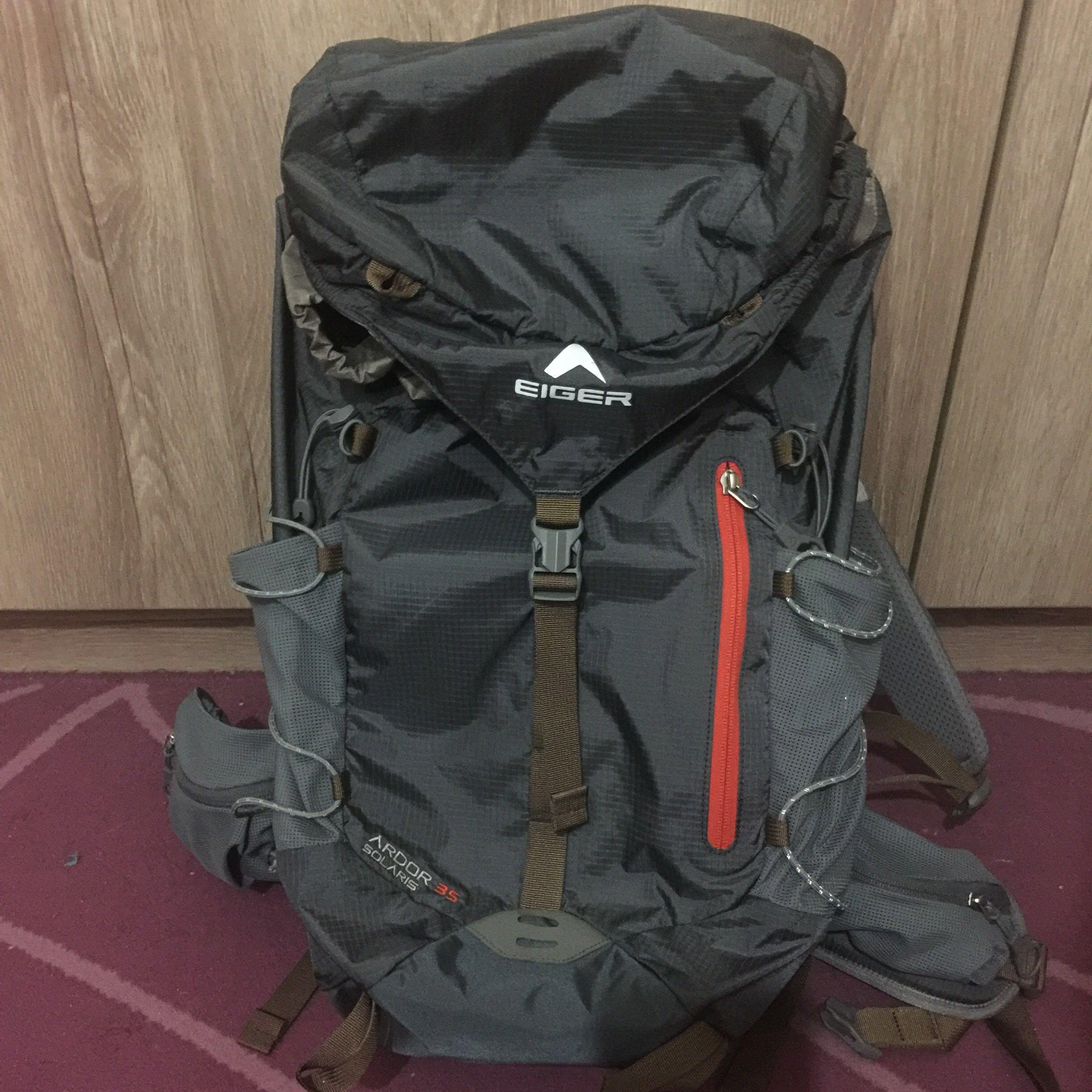 Eiger Backpack 35 Litre, Men's Fashion, Bags, Backpacks on Carousell