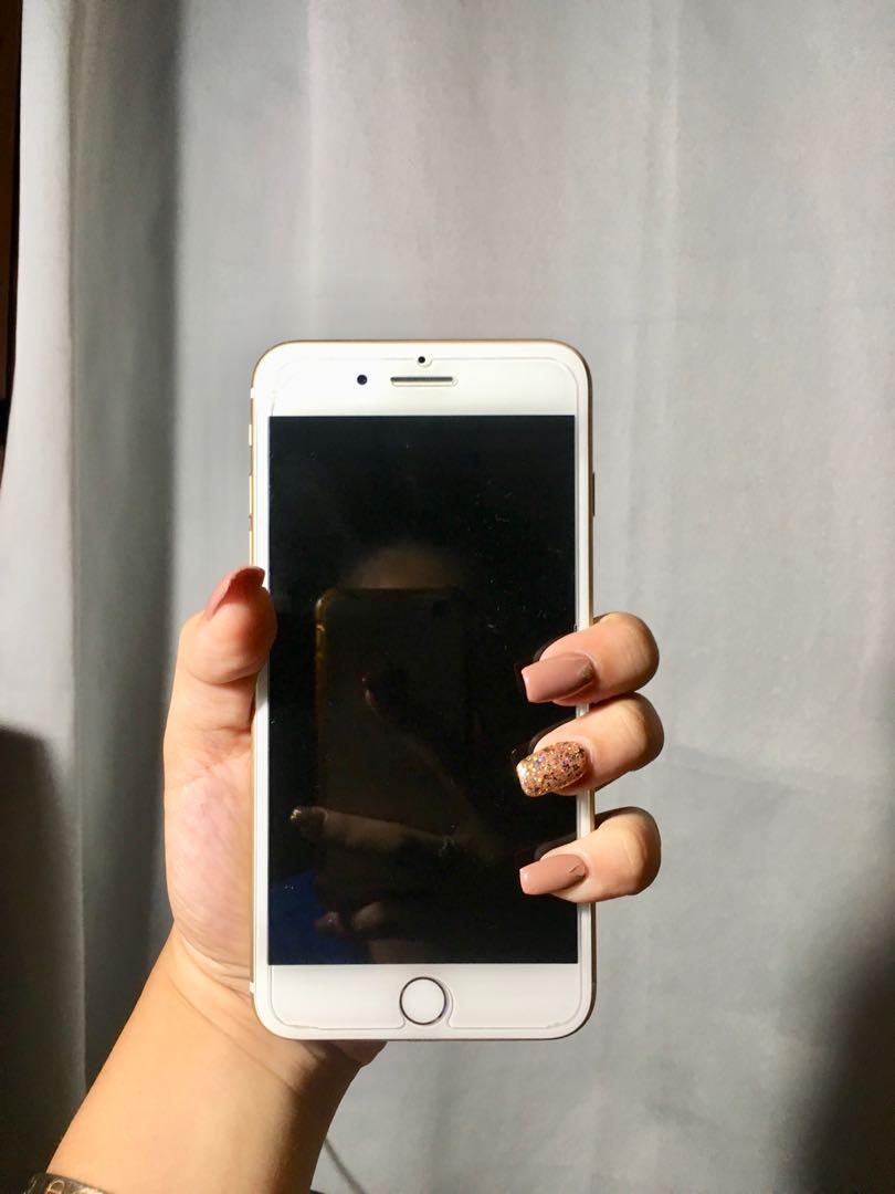 Iphone 7plus FU (Category: Others) located in Cebu City. Submitted by heygorj.ph (Listing ID 184884931, Image 2). Description: Iphone 7 plus, gold, 2nd hand, factory unlock, free casing. Slightly negotiable..