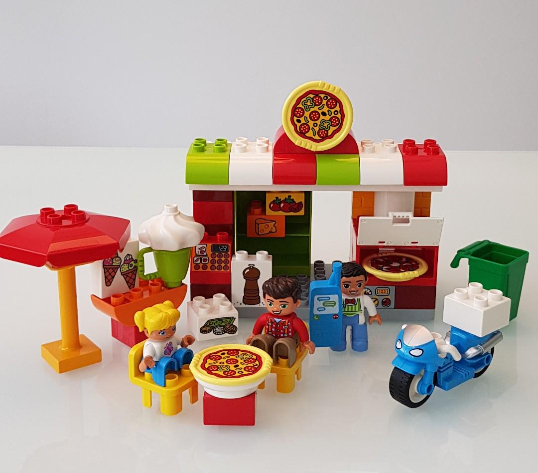 pizzeria lego duplo