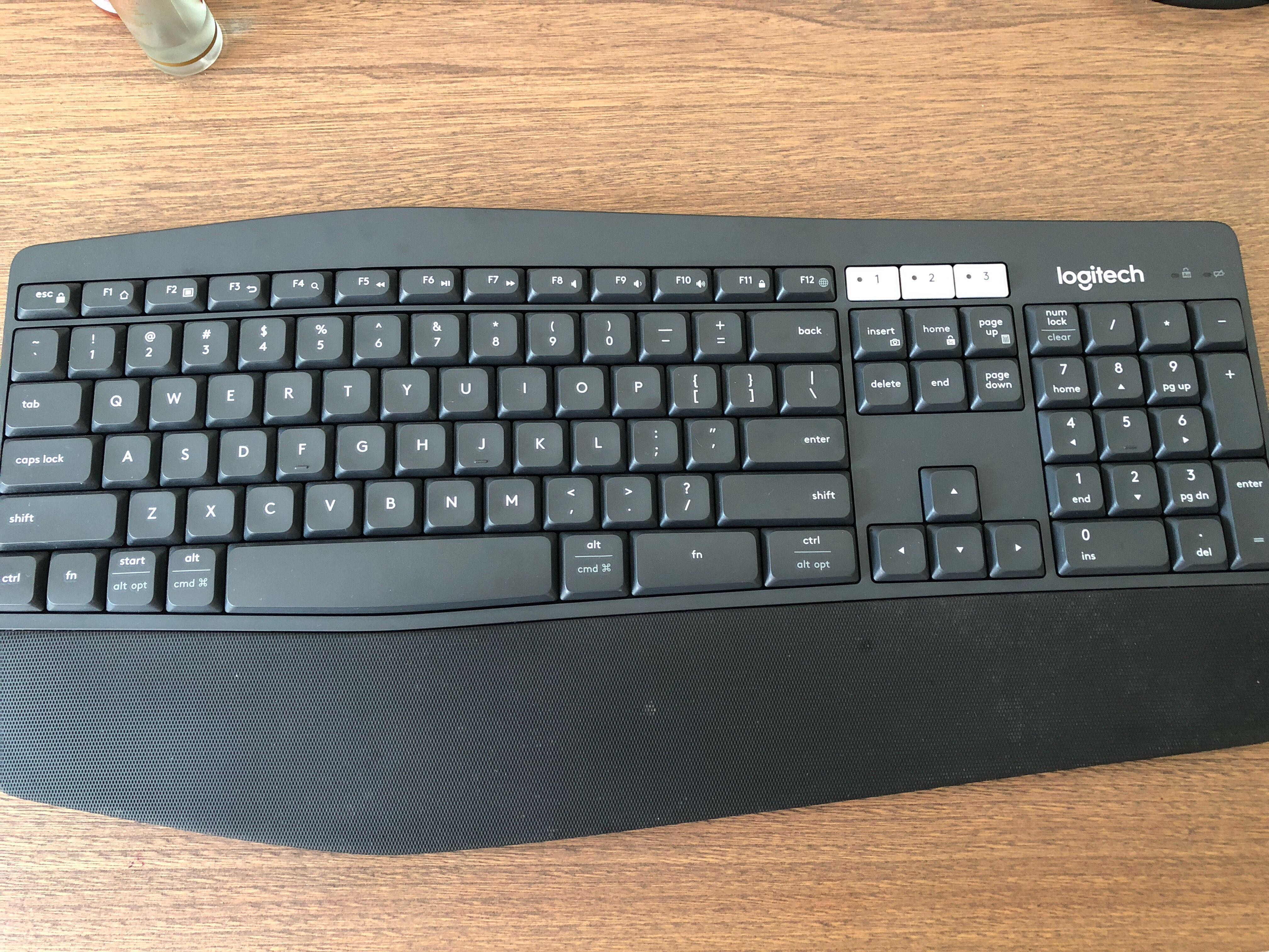 Logitech MK850, Computers & Tech, Parts & Accessories, Mouse ...