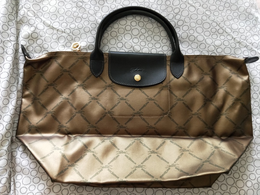 Longchamp gold Bag Luxury Bags Wallets on Carousell