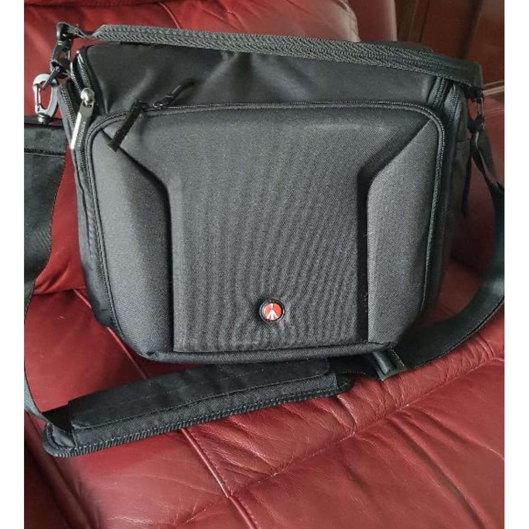 manfrotto professional shoulder bag 20