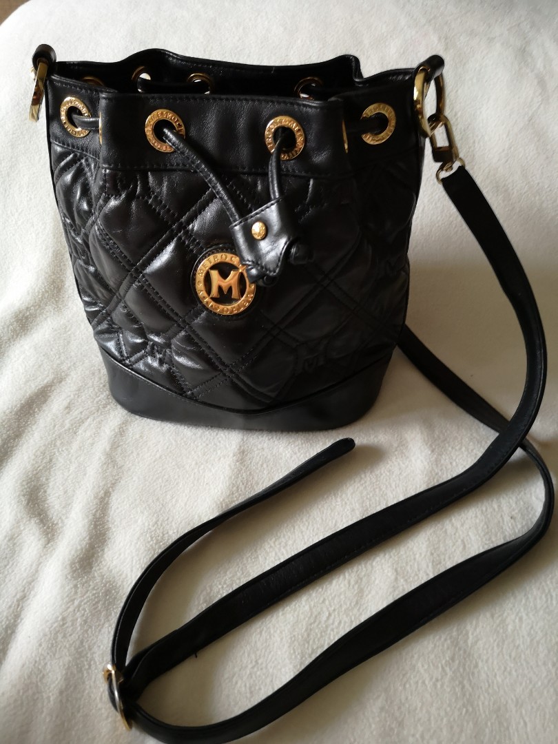 Metrocity mini bucket bag, Women's Fashion, Bags & Wallets, Cross-body Bags  on Carousell
