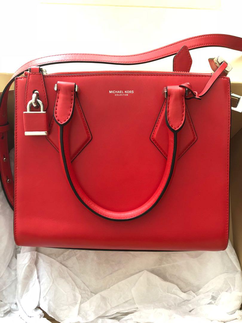 Michael Kors Casey Shoulder Bag Women s Fashion Bags Wallets Shoulder Bags on Carousell