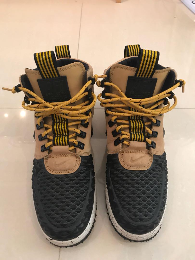 nike duck boots mens