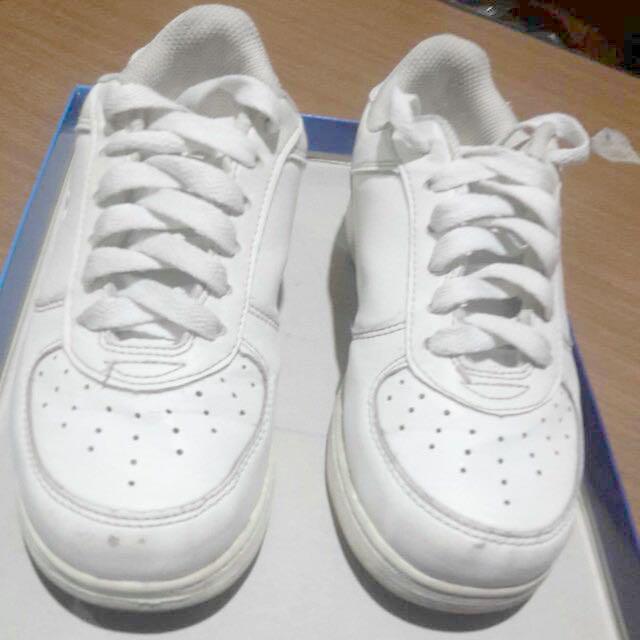 champion white rubber shoes