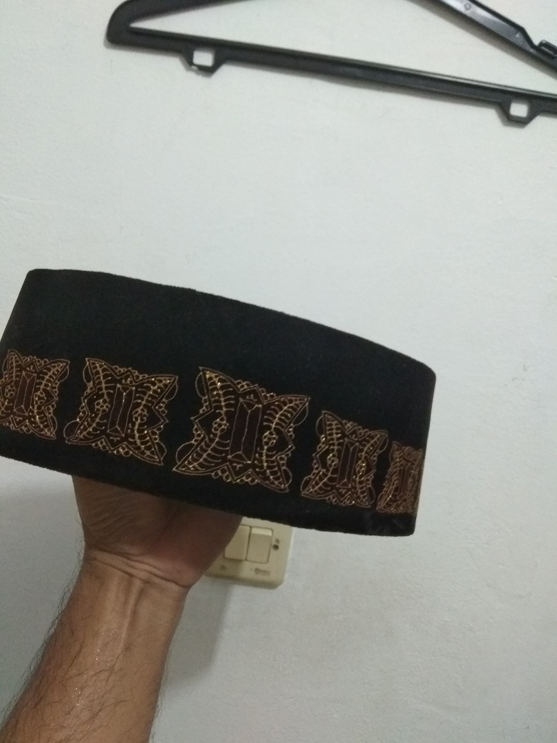 Peci Aceh Motif Pintu Aceh Men S Fashion Men S Accessories On