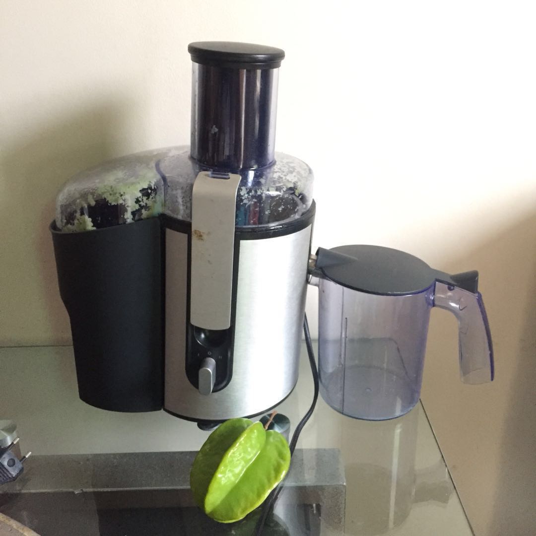 Philips Juicer Extractor Blender HR1861 Tanpa Ampas Buah, Kitchen