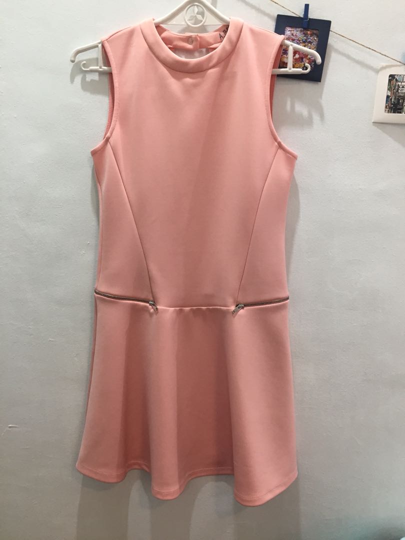 pink backless dress