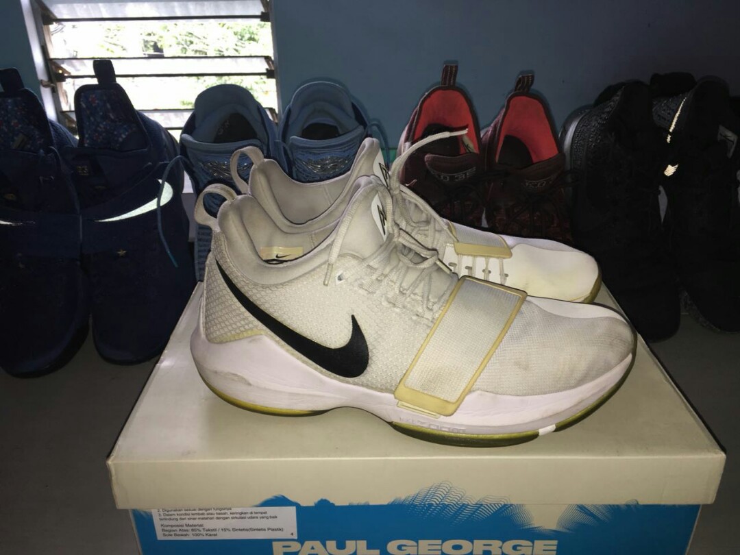 sepatu basket pg 1