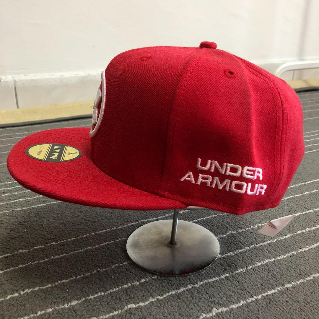 Snapback shop hat stand