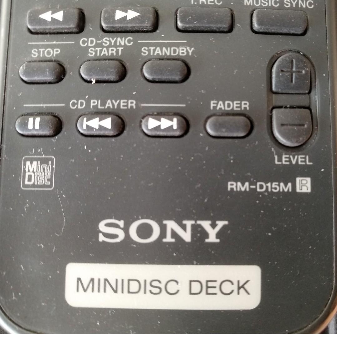 Sony MiniDisc MDSJE520 comes with Sony RMD15M REMOTE COMMANDER, TV