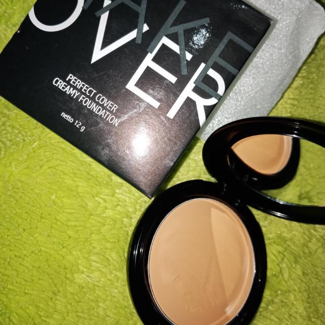 Bedak Make Over Creamy Foundation Baru Dipakai 1x Jual Rugi Aja Kesehatan Kecantikan Rias Wajah Di Carousell