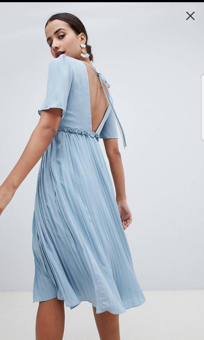 boohoo pleated midi dress