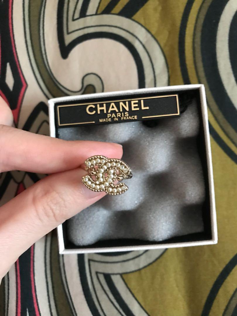 CHANEL Crystal Baguette CC Logo Ring Silver 6 74242  FASHIONPHILE