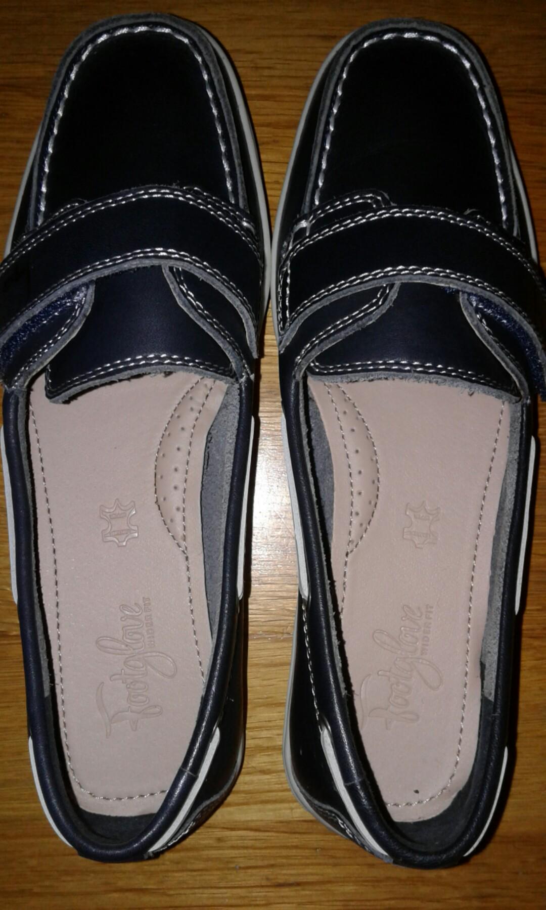 footglove wider fit